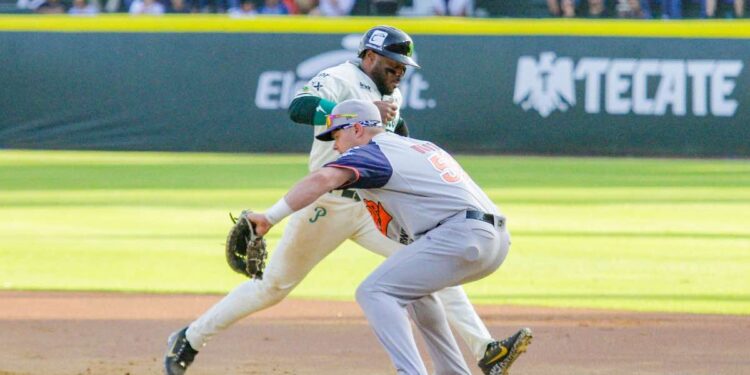 Pericos arrasan 13-2 y ganan serie a Tigres