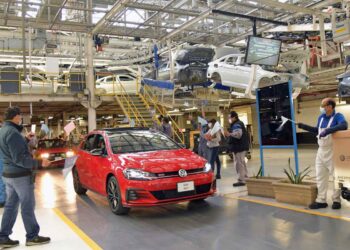 Aranceles frenan inversión de empresas de autopartes