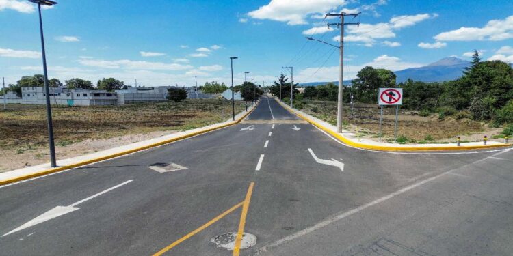 Modernizan calle Los Pilares en San Miguel Canoa