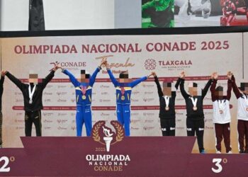 Triunfan poblanos en olimpiada