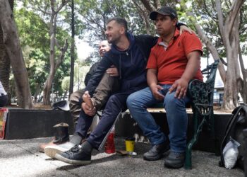 «El fenómeno del sanador rumano en Puebla: ¿por qué seguimos creyendo en milagros? 