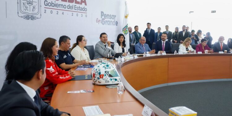 Exhorta Armenta a poblanos a defender la democracia