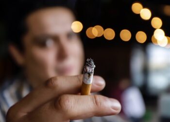 Mueren 2 mil personas al año por tabaquismo