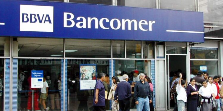 Acumulan bancos más de 3 mil quejas
