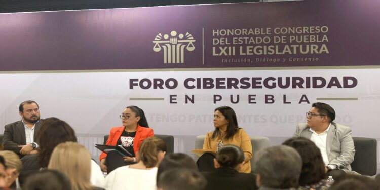 En foros, discuten ley de ciberseguridad