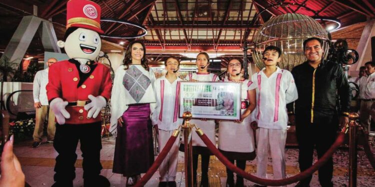 Lotería Nacional rinde homenaje a la Reina Roja