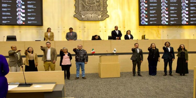 Se comprometen a hallar a desaparecidos