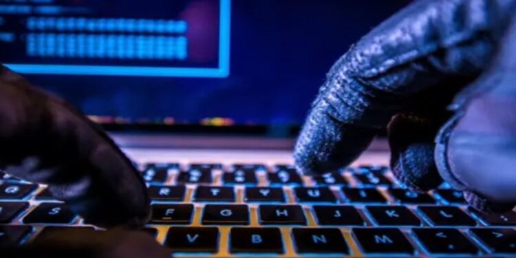 Reportan seis denuncias por ciberasedio