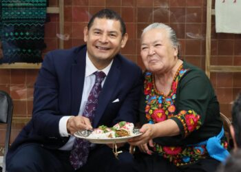 Prevén venta de 4.5 millones de chiles en nogada