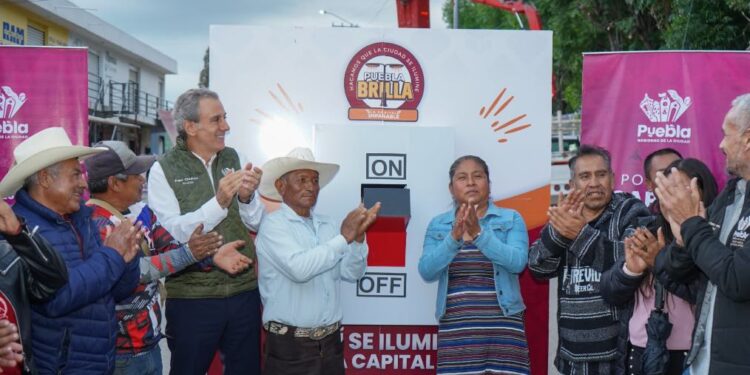 Alumbran San Andrés Azumiatla con lámparas LED