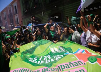Piden acceso efectivo a aborto