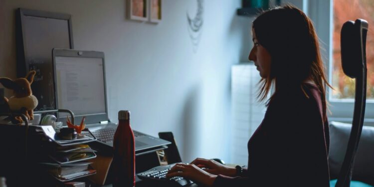 Se registran 498 mil personas en plataforma para buscar empleo