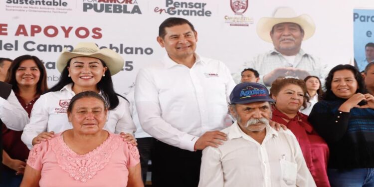 Entregan 17 mdp para 197 proyectos de obra comunitaria