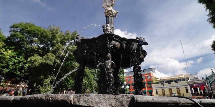 Ante daños, proponen reubicar fuente de San Miguel Arcángel