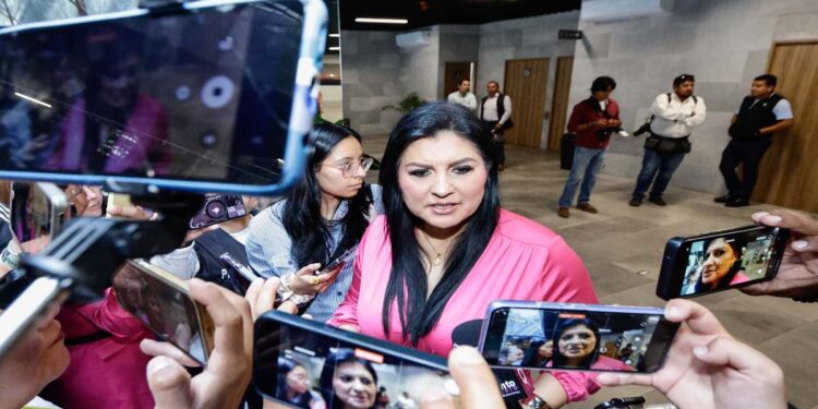 “PRI, único partido de oposición”