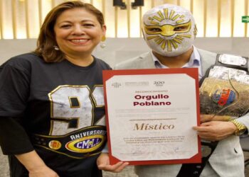 Congreso rinde homenaje a Salvador Lutteroth