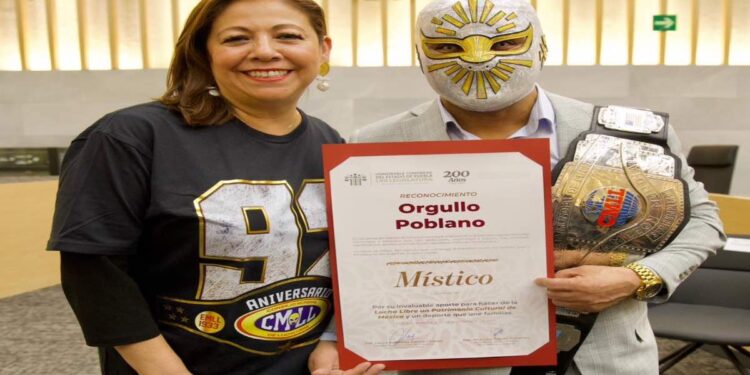 Congreso rinde homenaje a Salvador Lutteroth