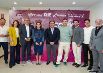 Foro de Liderazgo Deportivo inspira a la niñez poblana