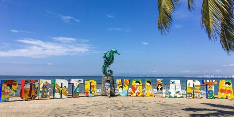 Puerto Vallarta: Un Paraíso Transformado por el Cine