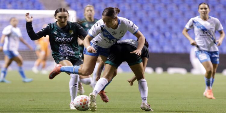 Puebla femenil busca remontar posiciones y ganar a las Chivas