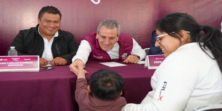 Ayuntamiento de Puebla atiende demandas en Tecola