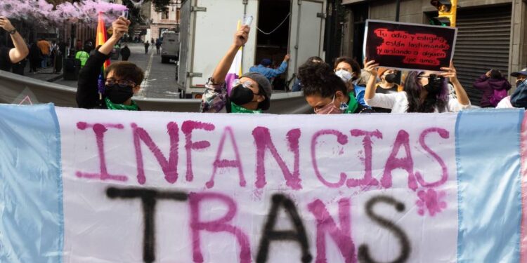 En 20 días, reformas de infancias transgénero