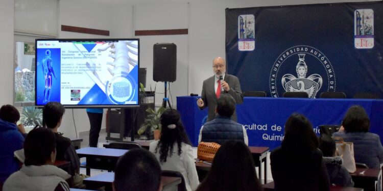 Impulsa BUAP desarrollo en Ingeniería Química