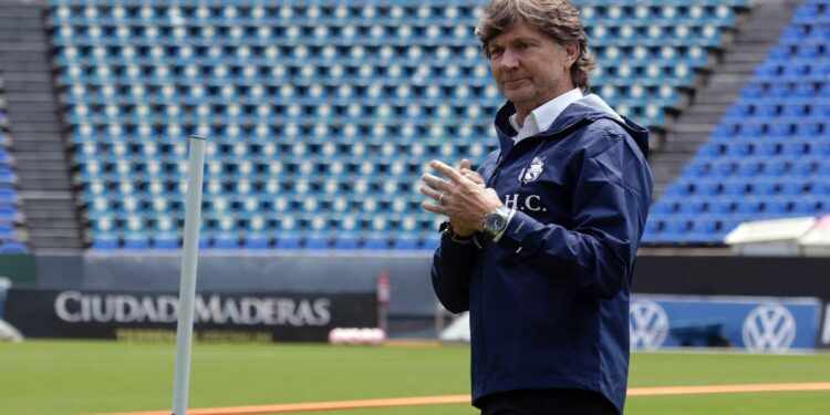 Sale Cristante del Puebla FC