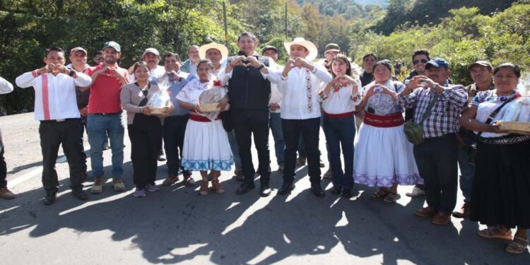 Modernizan 50 km de la vía Ahuacatlán–Zacatlán