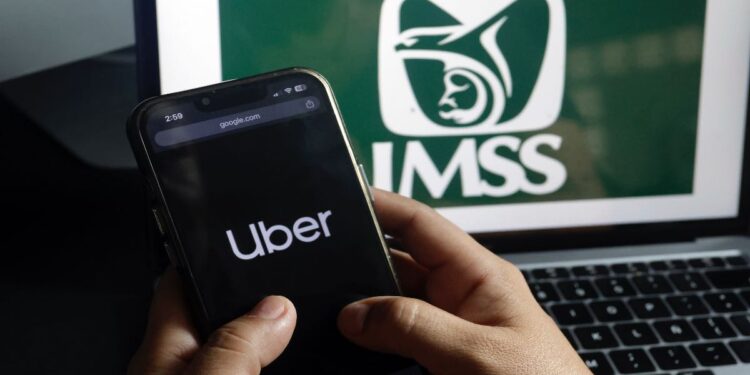 Uber, obligado a dar seguro social a choferes