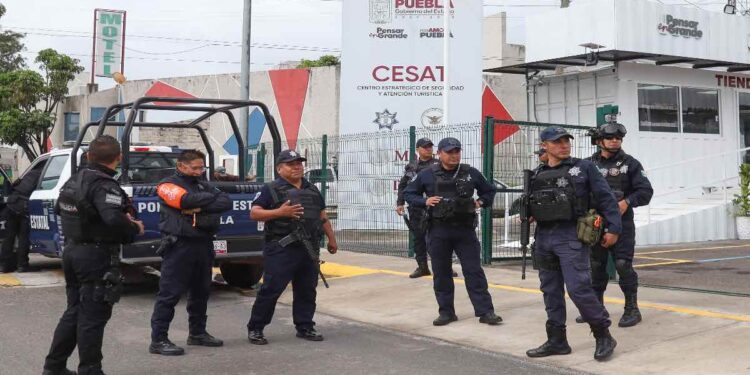 Al 87 %, exámenes de control de confianza en Puebla