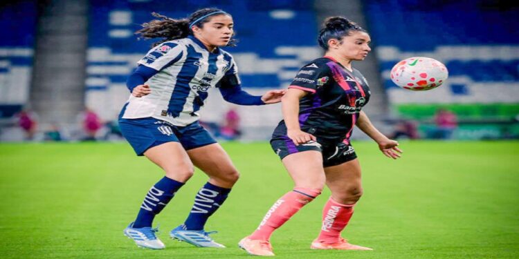 Puebla Femenil inicia torneo con tropiezo
