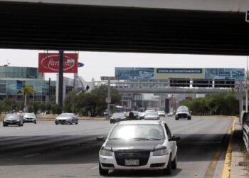 En operativos, detienen 266 vehículos con placas foráneas