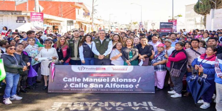 Entregan rehabilitación vial en Santa Margarita