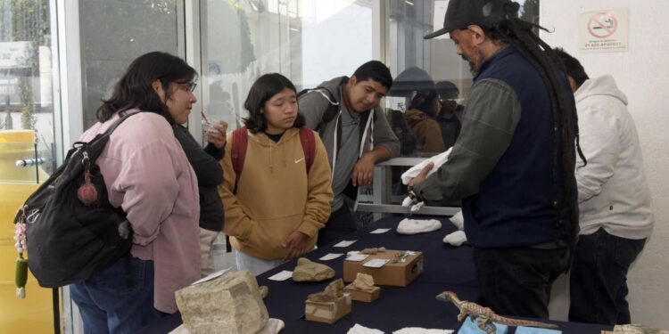 Celebra la BUAP Semana de la Biología 2026