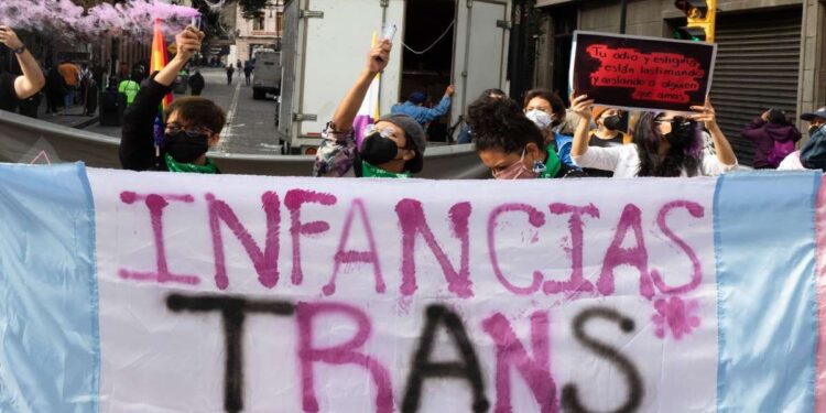 Avanza ley poblana sobre infancias trans
