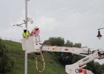Pedirán postes inteligentes junto a estadios