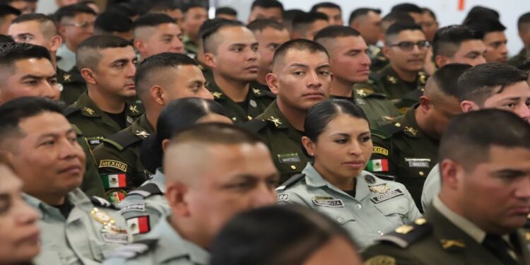 “Fuerzas armadas, leales al pueblo de México”