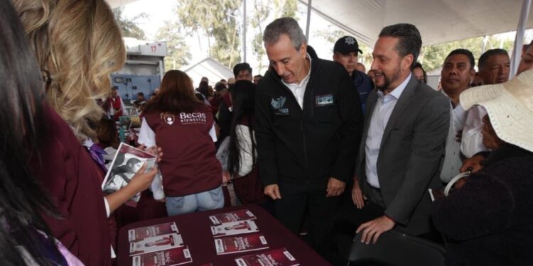 Inauguran en Totimehuacan la primera Feria por la paz
