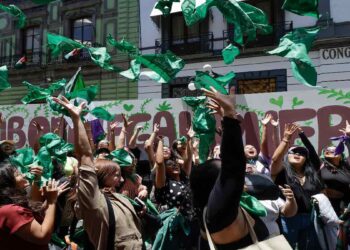 Pese a despenalización, persiste bloqueo al aborto
