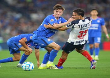 Van por el pase en la Champions Cup