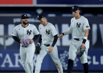 Manuel Said firma con Yankees