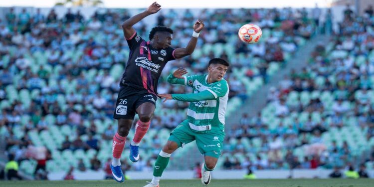 Mantiene rezago Puebla; pierde ante Santos