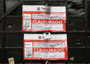 Cierra gobierno municipal 15 bares este año