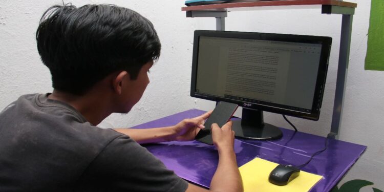 Conectividad, de 50 % en municipios con marginación