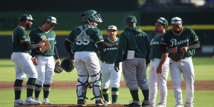 Pericos cierra preparación ante Semar