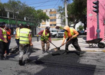 Supervisa Chedraui jornadas de bacheo