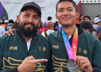 Arquero poblano gana plata en olimpiada