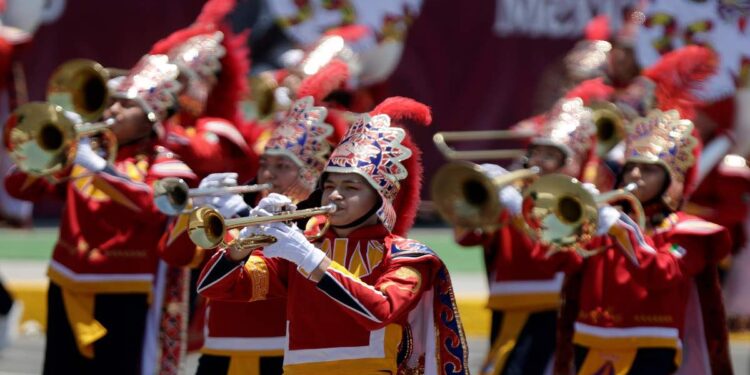 Desfile del 5 de Mayo: evolución histórica, rutas y tradición