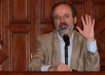 Juan Villoro presentará obra en la BUAP